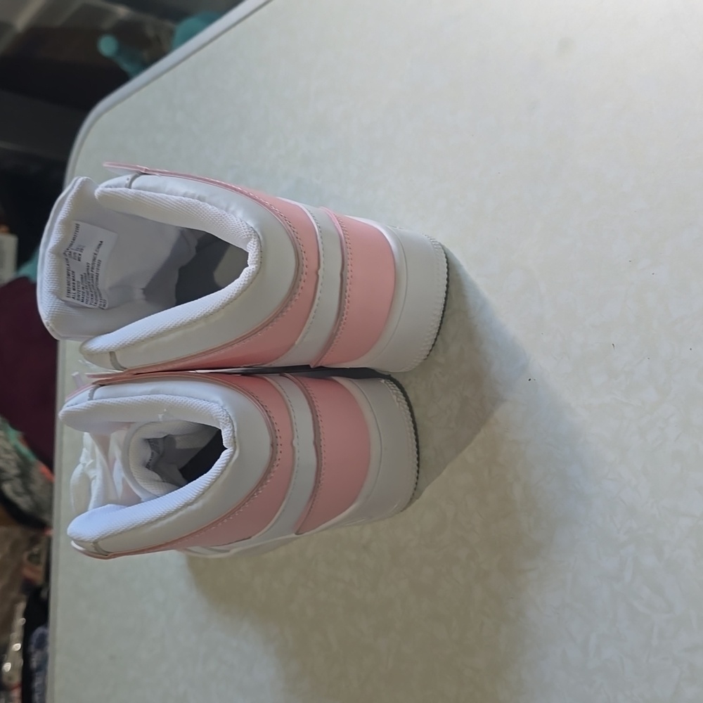 Red Rhino Brand HighTop Sneakers Pink and White NWT Size 1 - Picture 3 of 16